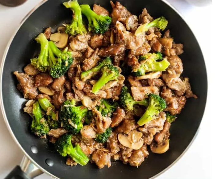 Keto Beef and Broccoli Stir-Fry: